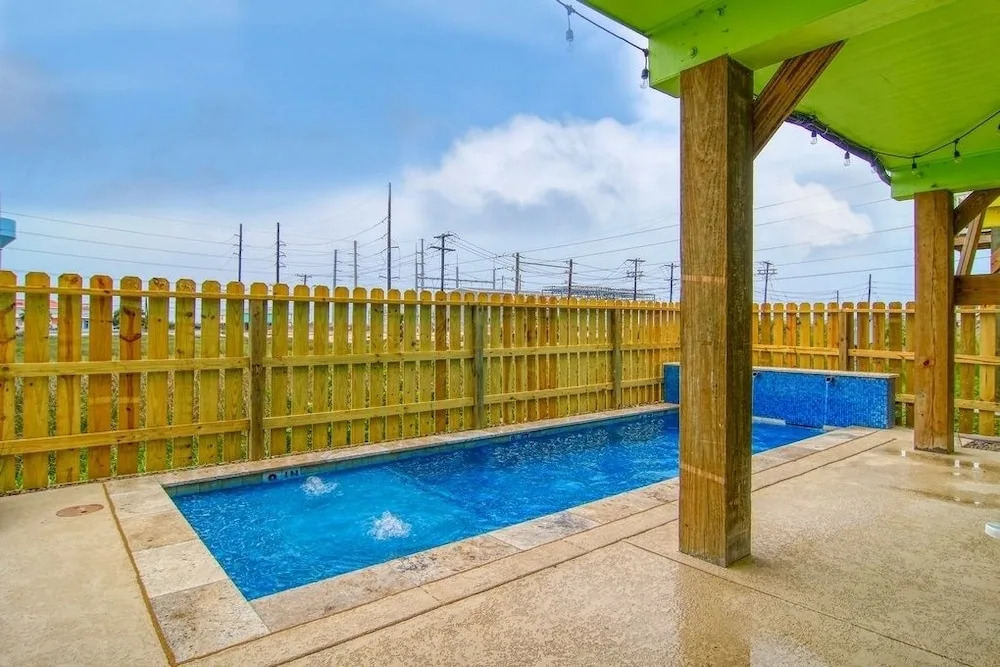 Seabbatical - 3 Br Home