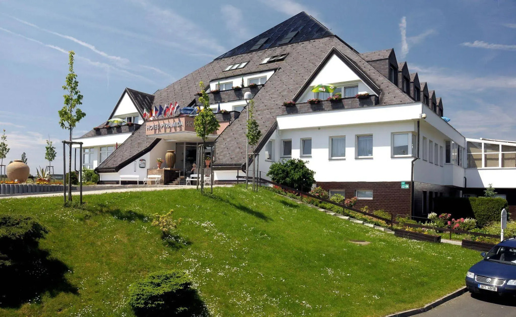 Lázeňský hotel Pyramida