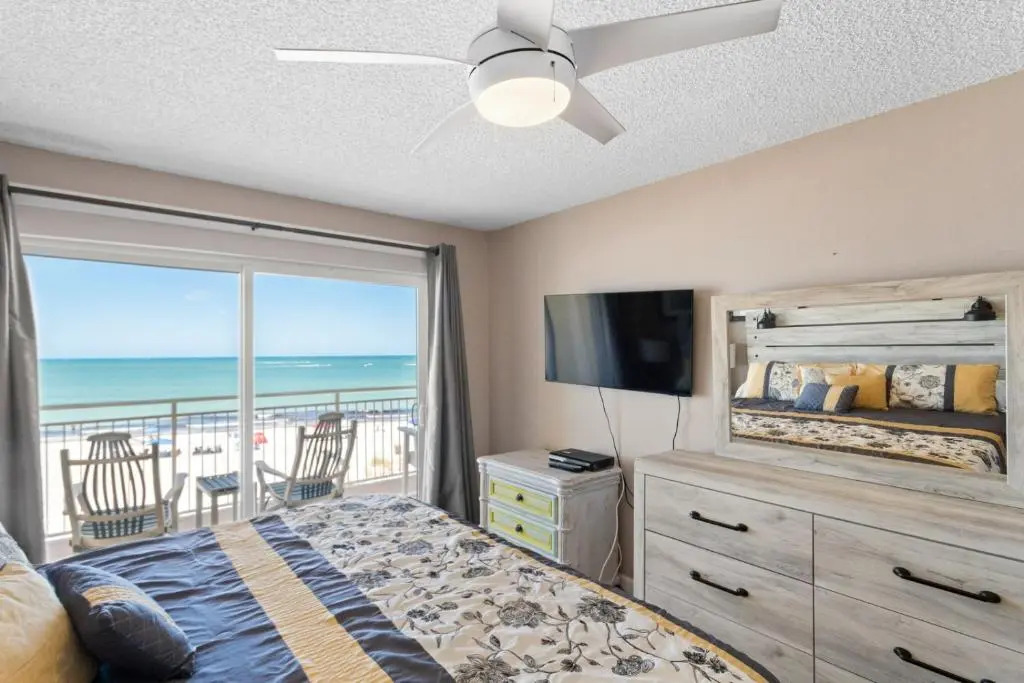 311 Madeira Norte Condo