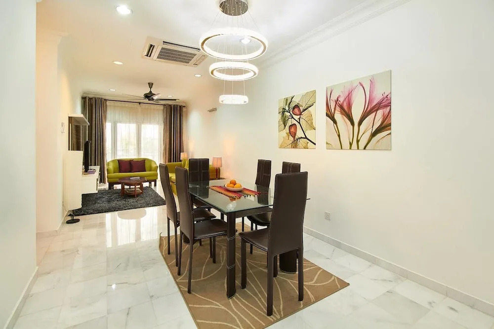 Luxurious 2BR in Klcc - Managed by Guestready