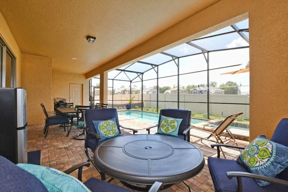 Windsor at Westside-8 Bedrooms House W/pool-3719ww Home