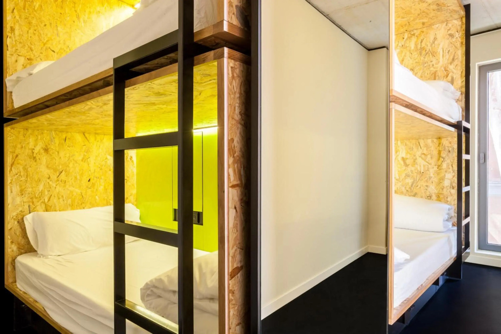 Bastardo Hostel
