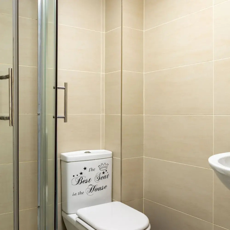 Cosy Studio in Earls Court Flat 17