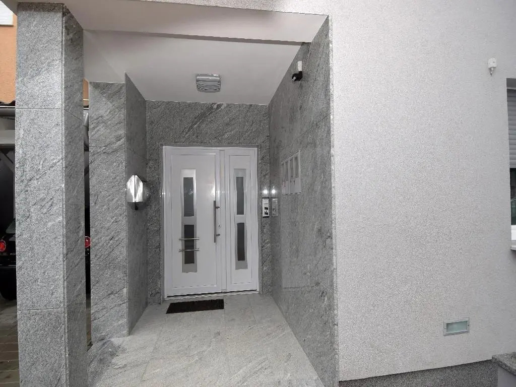 Apartments Lazeta
