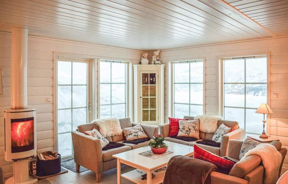 Nice Home in Norheimsund With 5 Bedrooms and Wifi