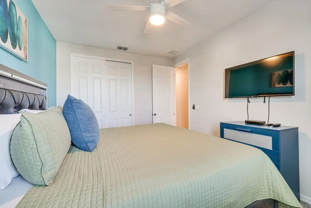 8 Mi to Disney: Spacious Home w/ Pool in Kissimmee