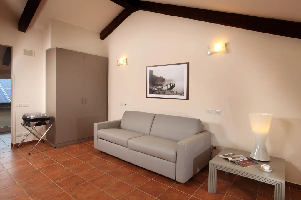 Hearth Hotel
