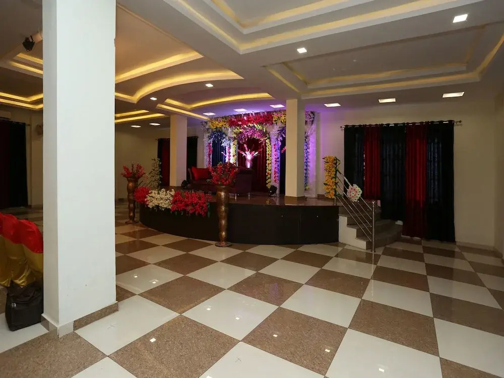 FabHotel CSFC