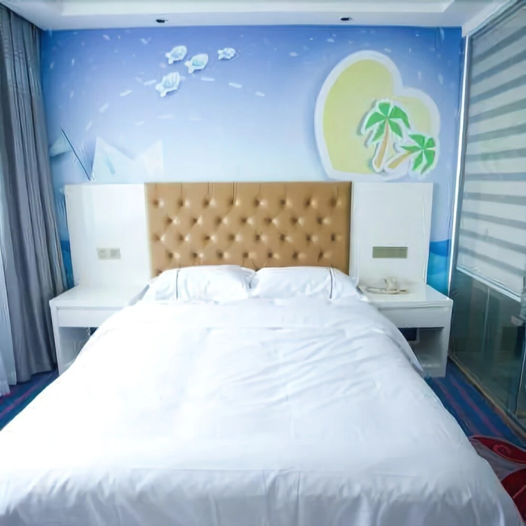Qianhui Fashion Hotel
