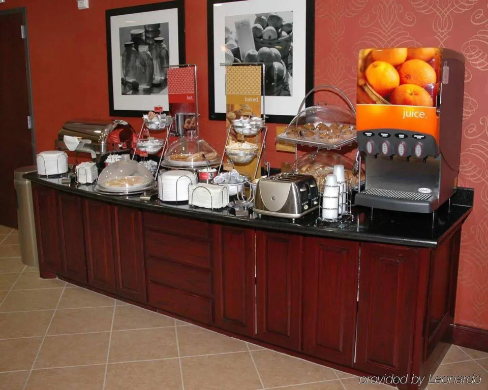 Hampton Inn & Suites Corsicana