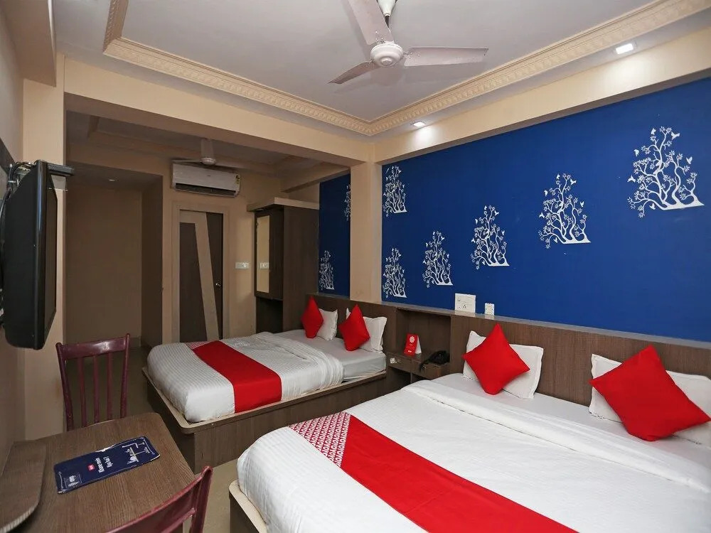 OYO 28314 Hotel Larica