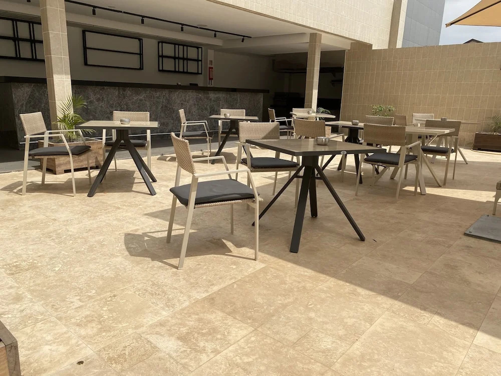 STAR LAND HOTEL BASTOS