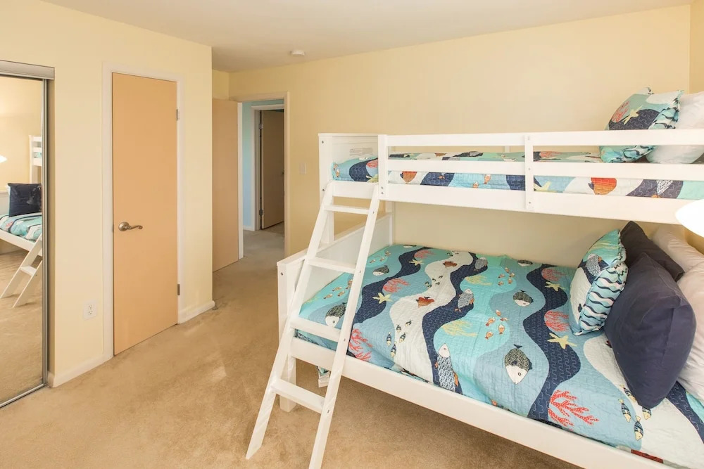 Island Time 2 Bedrooms 2 Bathrooms Condo