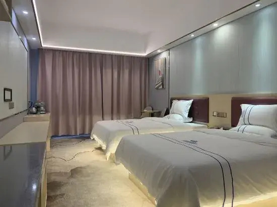 Royal Hot Spring Theme Inn