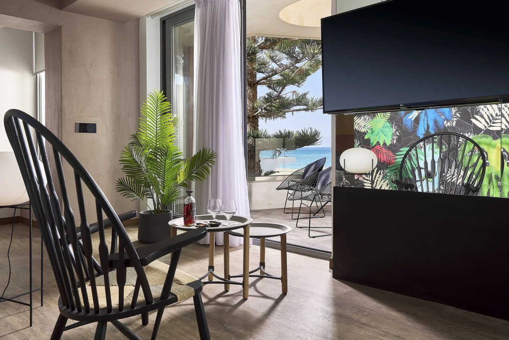 Dyo Suites