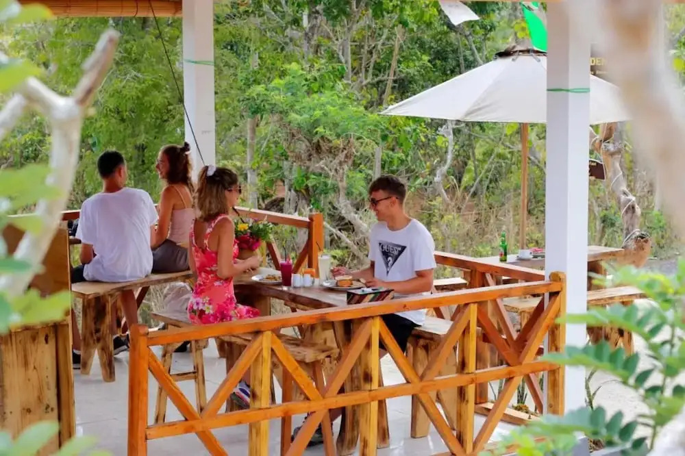 Temeling Jungle Inn