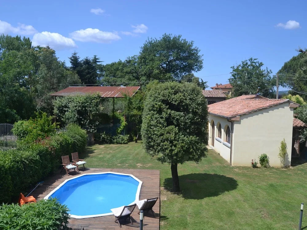Cozy Holiday Home in Arezzo With Swimming Pool