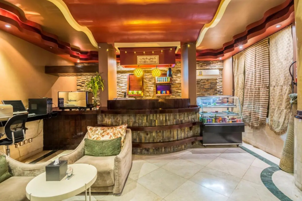 Al Muhaidb Residence Al Malaz 4 - Economic
