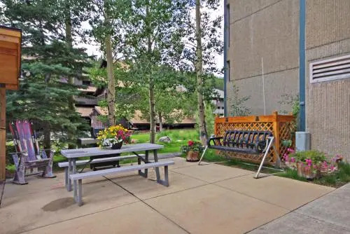 Sh404 Summit House Condo