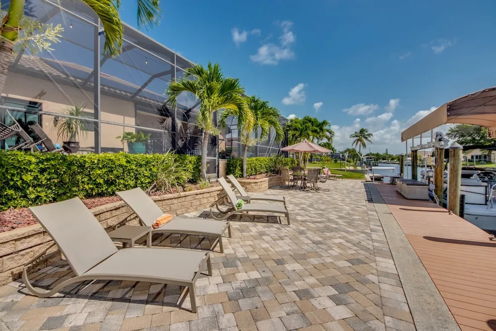 Villa Tritons Tide- Roelens Vacations