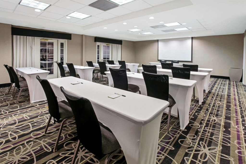 La Quinta by Wyndham Dallas Arlington South