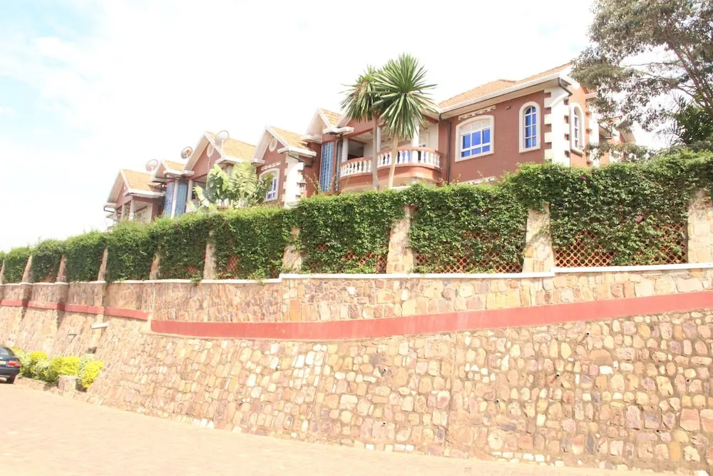 Diplomat Apartments