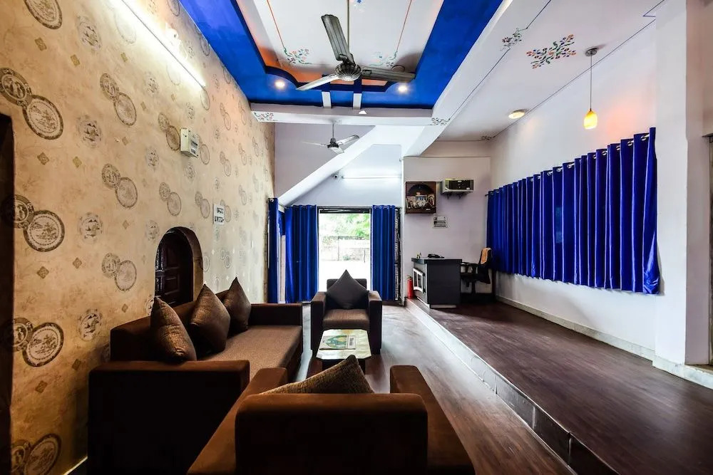 OYO 18608 The Haveli