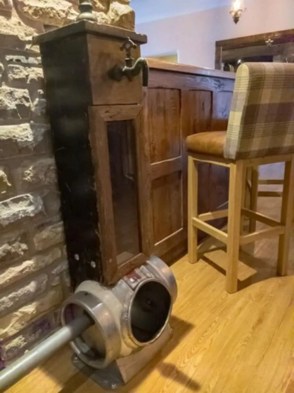 The Greyhound Inn