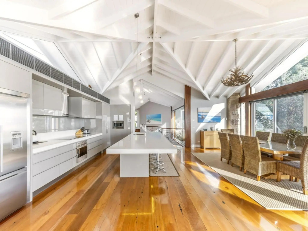 Horizons at Hyams Beach