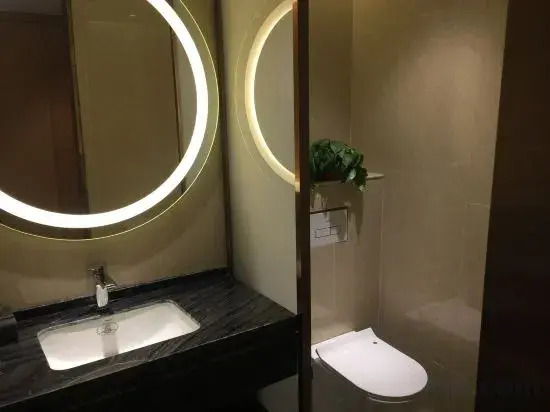 Fengshan International Hotel