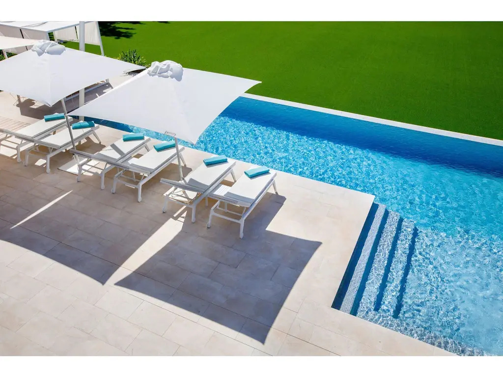Luxurious country house with pool in Inca for 8 people