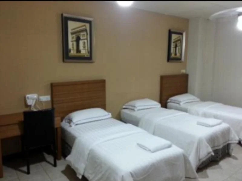 Bed N Bed Budget Inn