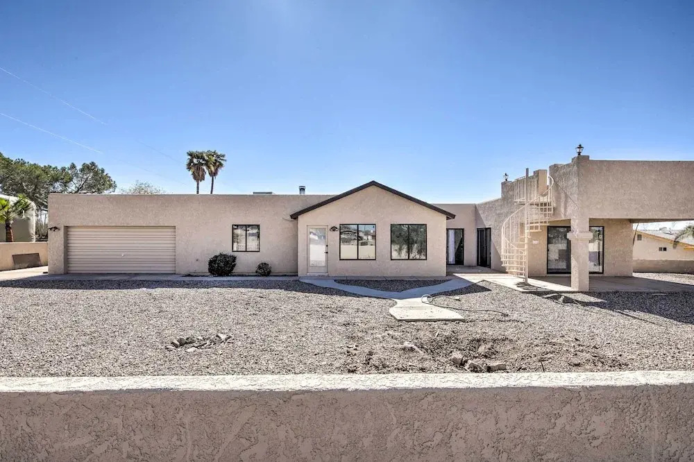Modern Lake Havasu Retreat: Lake & Mountain Views!