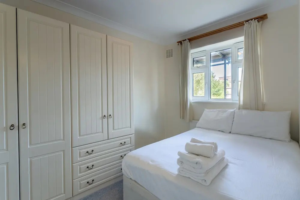 Whitechapel 2 Bedroom Flat