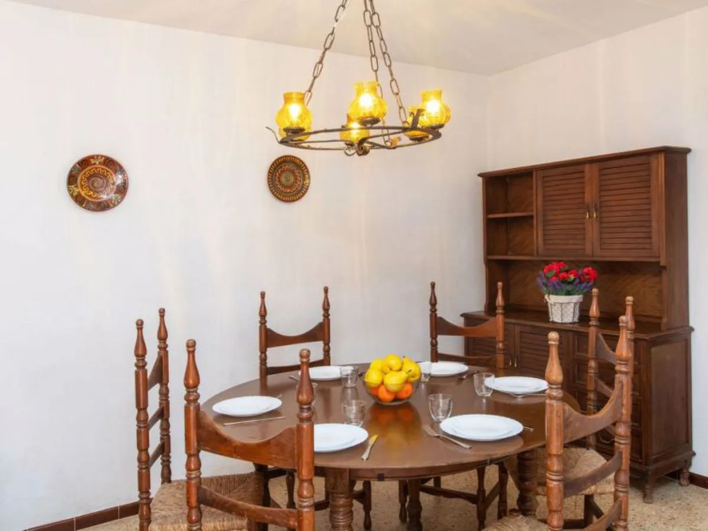 Apartment SEsquirols Nº5 by Interhome