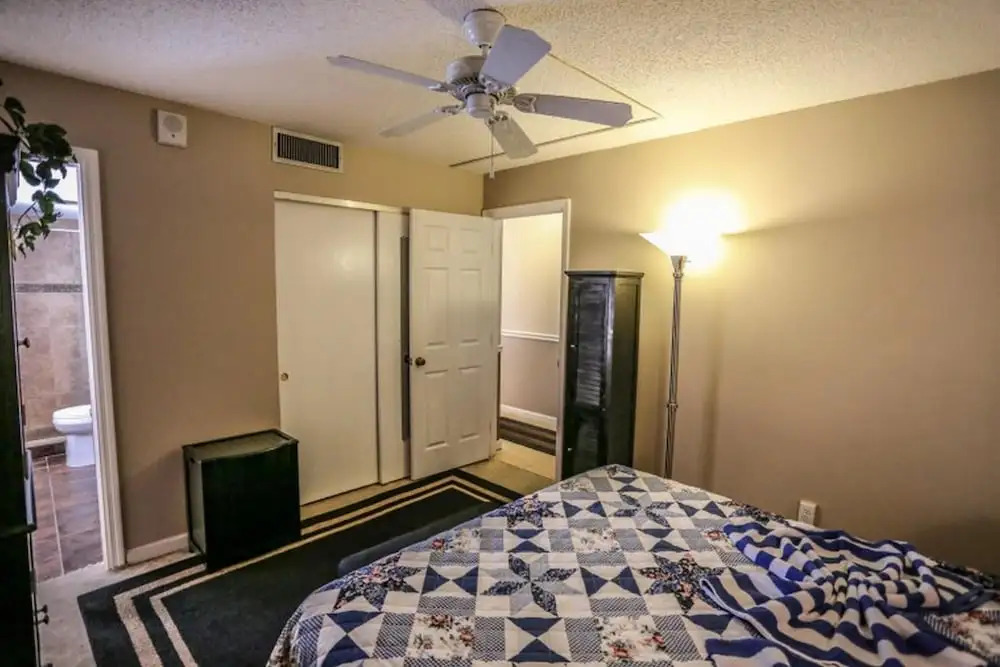 Windward Point 608