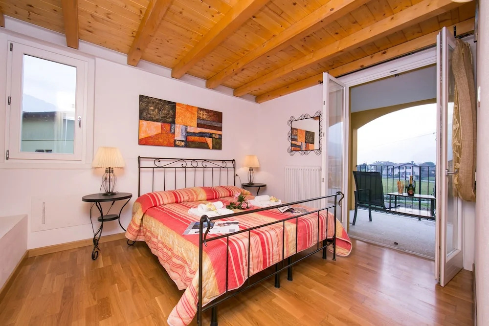 Casa Bella Juno
