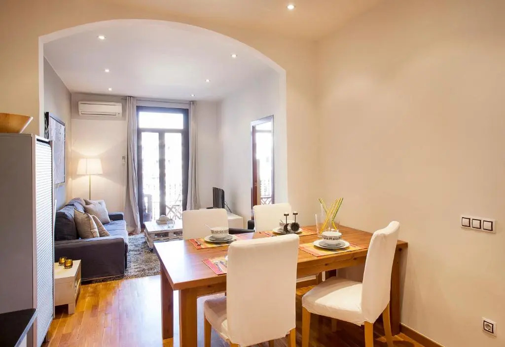 Apartments Barcelona & Home Deco Viladomat