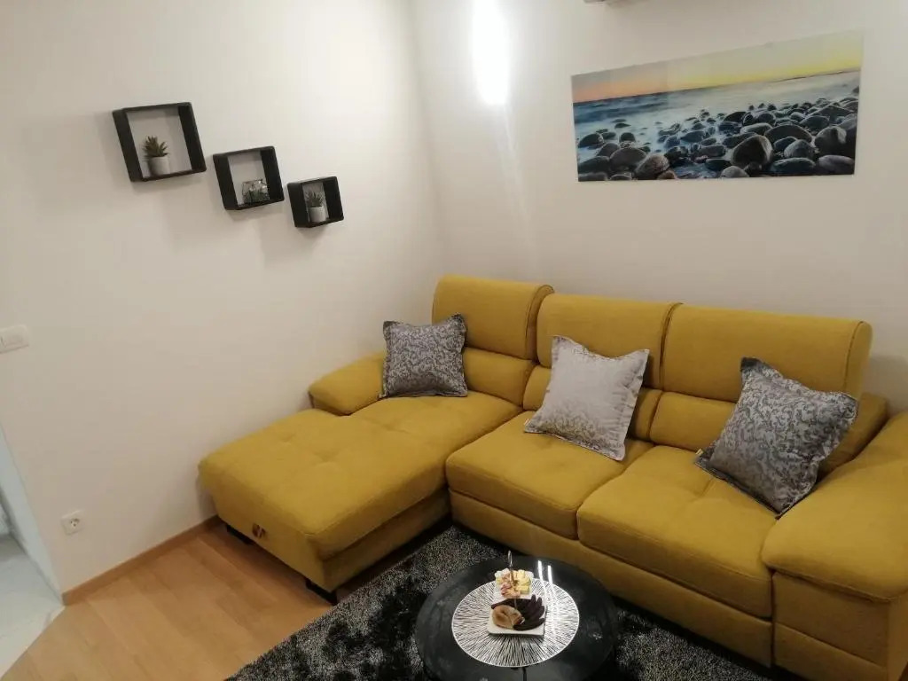 Luxury apartment Queen