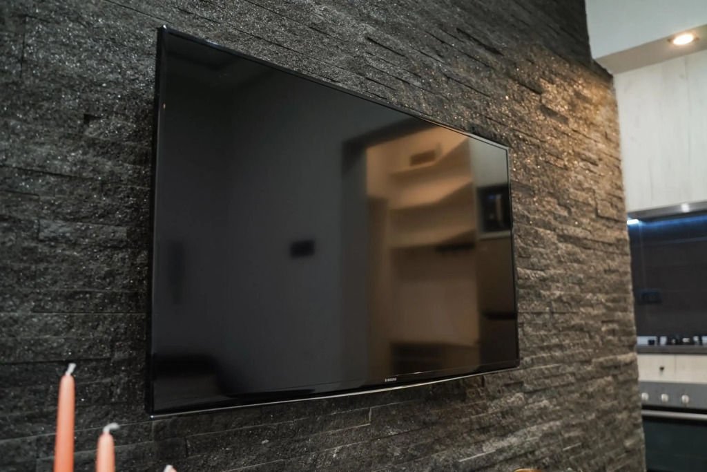 Luxury Apt Near Belgrade Center w/Patio and Garden