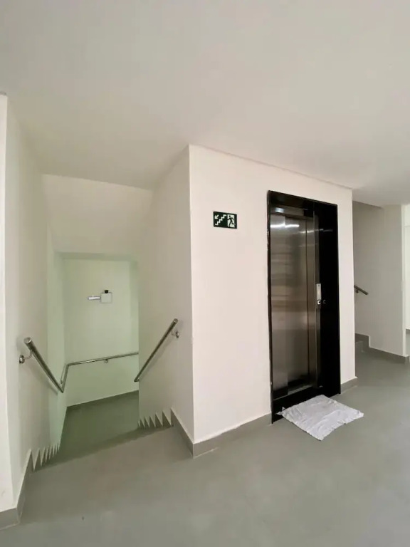Flat a 120 metros das Piscinas Naturais