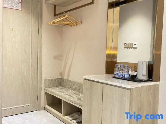 Zhangzhou Happiness Hotel (Gucheng Niuzhuang Branch)