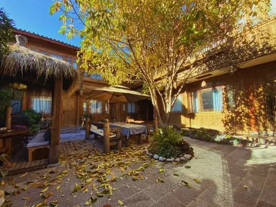 Yunmengze Hostel