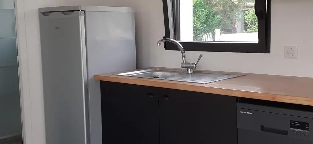 Petite maison neuve, plain-pied, proche des plages