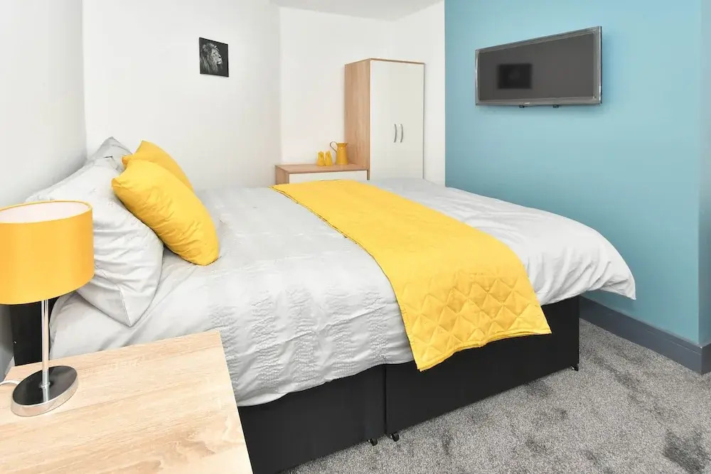 Townhouse @ Eastwood Place Stoke