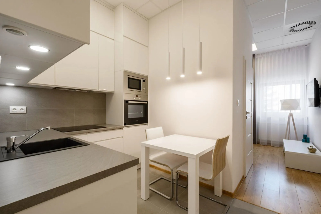 ALE Jerozolimskie Varsovia Apartments
