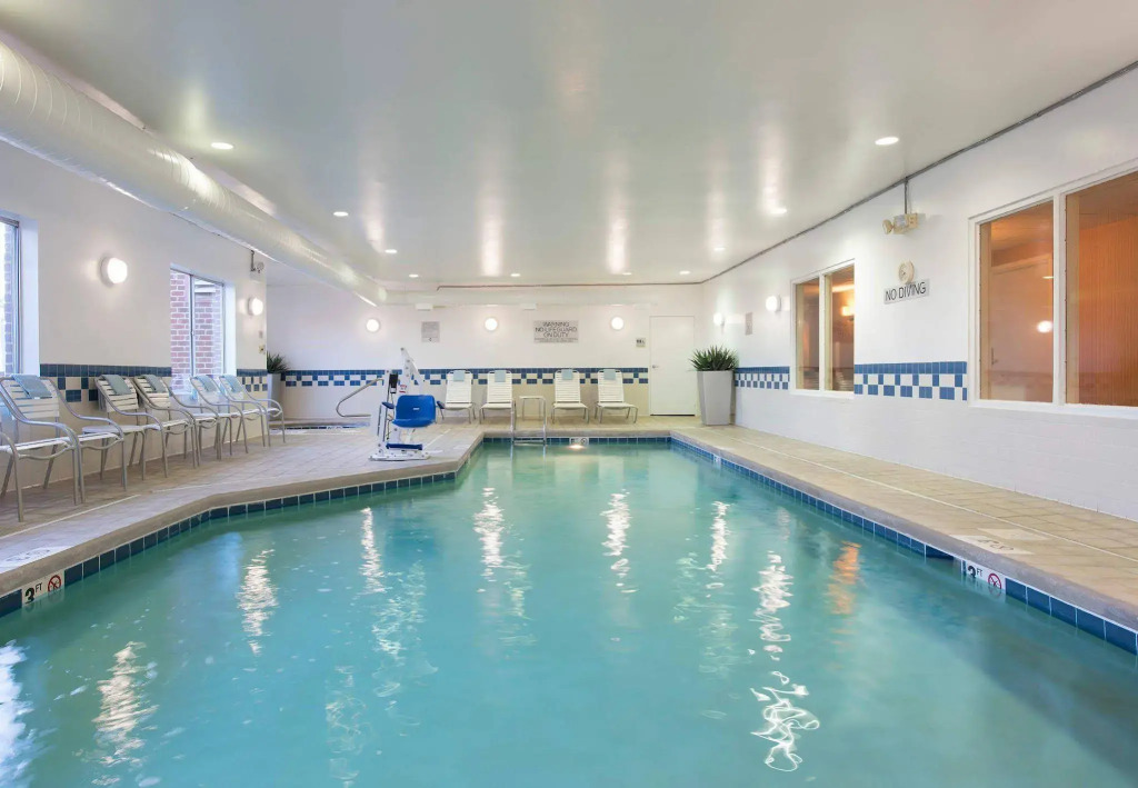 Fairfield Inn & Suites by Marriott Columbus East