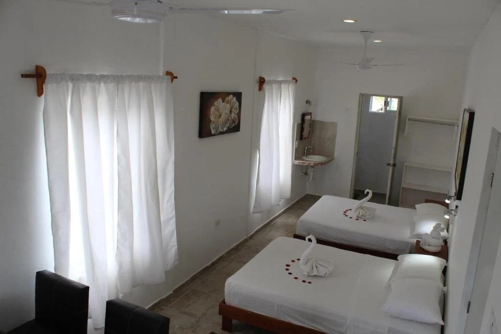 La Casona Hotel & Hostel