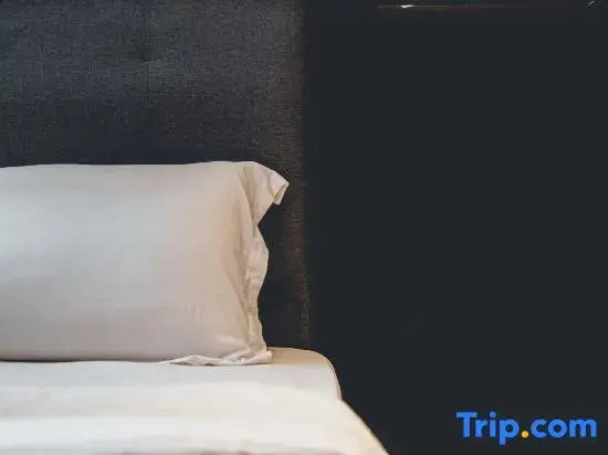 Twin Galaxy Residence w Balcony nr KSL by Ourstay