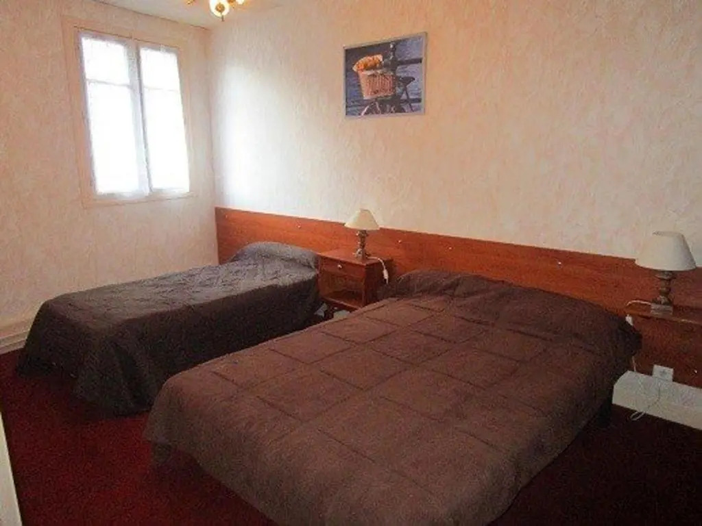 Appartement Cauterets, 2 pièces, 4 personnes - FR-1-234-128
